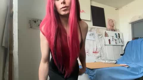 Lucy Lucy online show from 02.25.26