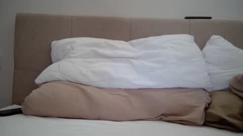 themikka1234 online show from 03.19.26