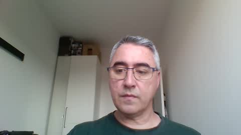 Snapshot of themohican chatting on 04.18.26 Themohican online show from 04.18.26