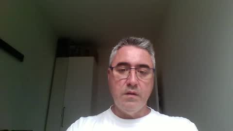 Snapshot of themohican chatting on 04.20.26 Themohican online show from 04.20.26
