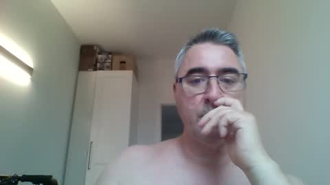 Snapshot of themohican chatting on 04.27.26 Themohican online show from 04.27.26
