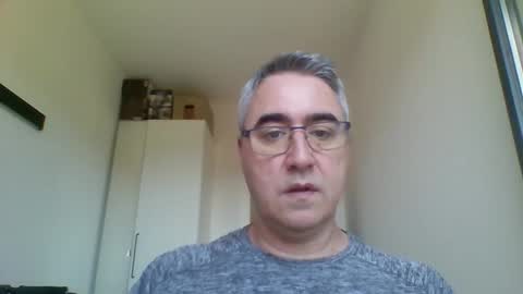 Snapshot of themohican chatting on 05.06.26 Themohican online show from 05.06.26