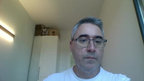 Snapshot of themohican chatting on 05.12.26 Themohican online show from 05.12.26
