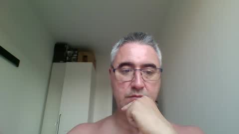Snapshot of themohican chatting on 05.31.26 Themohican online show from 05.31.26