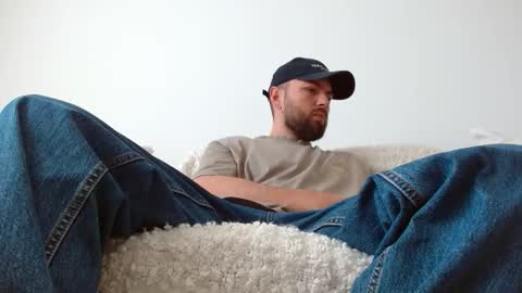 TheMonarchGoat online show from 04.07.26