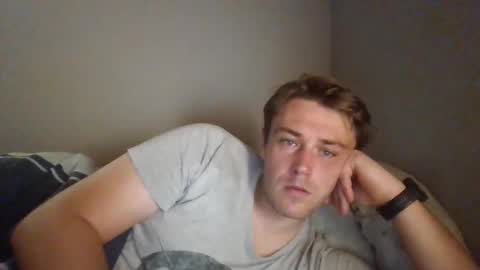 Snapshot of theox69xxx chatting on 10.11.25 theox69xxx online show from 10.11.25