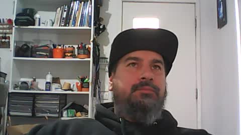 Snapshot of theozbeardguy chatting on 06.12.26 aussiebeard online show from 06.12.26