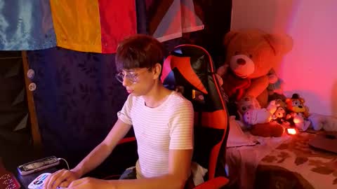 Snapshot of theprince_red chatting on 10.08.25 Matt independent model online show from 10.08.25