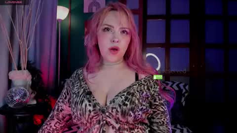 Snapshot of theprincess_rosee chatting on 10.04.25 Rosie online show from 10.04.25