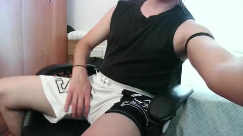 Snapshot of therandomniceboy chatting on 09.13.25 therandomniceboy online show from 09.13.25