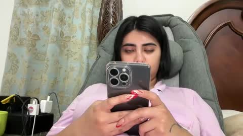 Snapshot of therealcamilabaddie chatting on 12.18.24 therealcamilabaddie online show from 12.18.24