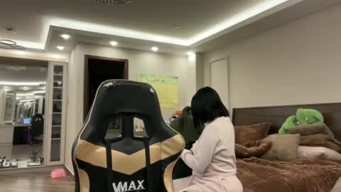 Snapshot of therealcamilabaddie chatting on 09.12.25 therealcamilabaddie online show from 09.12.25