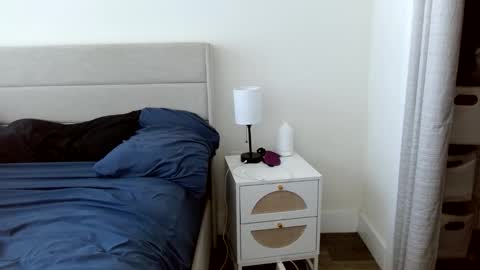 Snapshot of therealkingyoshi chatting on 10.12.25 Yoshi online show from 10.12.25