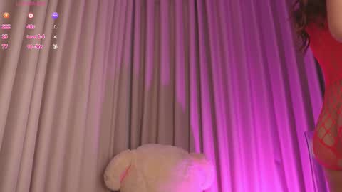 Snapshot of therealpeach_ chatting on 01.18.26 online show from 01.18.26