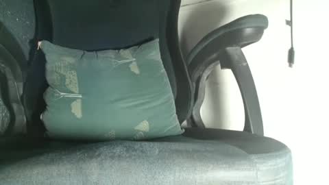 Snapshot of theresnomercy16 chatting on 12.04.24 theresnomercy16 online show from 12.04.24