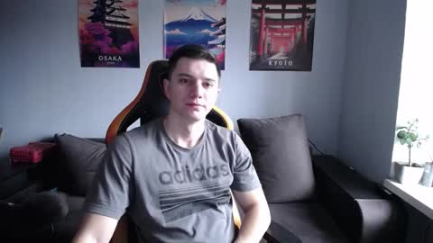 Snapshot of theroadtomars chatting on 03.04.26 Nick online show from 03.04.26