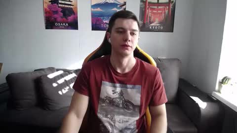 Snapshot of theroadtomars chatting on 03.12.26 Nick online show from 03.12.26