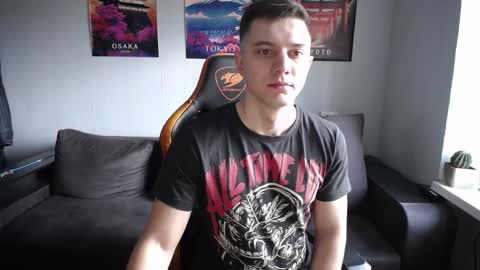 Snapshot of theroadtomars chatting on 04.08.26 Nick online show from 04.08.26