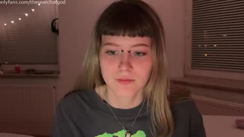 LISA                                            online show from 04.18.26