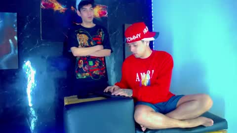 Snapshot of theshamefulboys chatting on 06.15.26 David y Daniel online show from 06.15.26