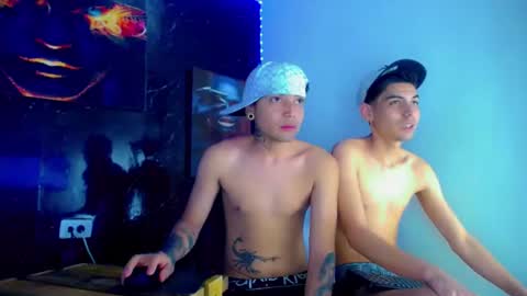 Snapshot of theshamefulboys chatting on 06.26.26 David y Daniel online show from 06.26.26