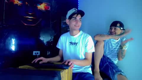 Snapshot of theshamefulboys chatting on 06.28.26 David y Daniel online show from 06.28.26