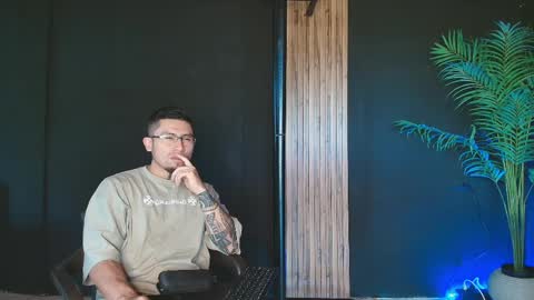 thestraightroom online show from 04.02.26