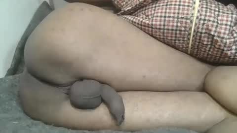 Snapshot of thetightestass14 chatting on 09.23.25 thetightestass14 online show from 09.23.25