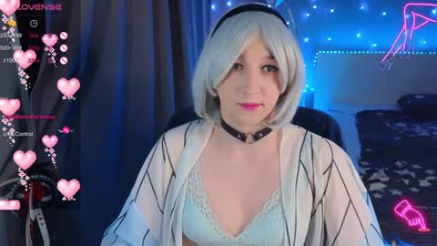 Snapshot of thetrixy chatting on 02.07.25 The Great And Powerful Trixie online show from 02.07.25