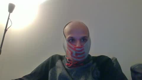 Snapshot of thetubedscarfguy chatting on 02.19.25 Scarf guy online show from 02.19.25