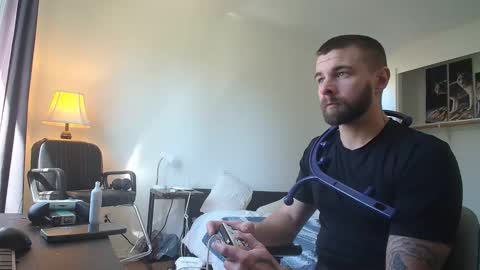 Snapshot of theufcfan_8181 chatting on 02.25.25 troy online show from 02.25.25