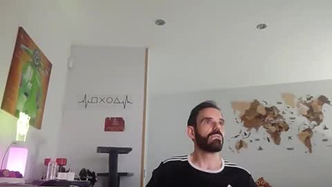 Snapshot of thewitcher69_ chatting on 06.03.26 thewitcher69_ online show from 06.03.26