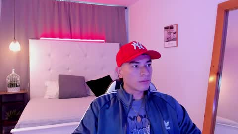 Thiago  online show from 04.23.26