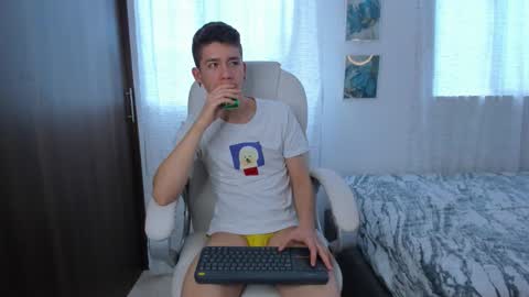 Manuel online show from 09.29.25