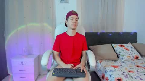 Manuel online show from 01.12.26