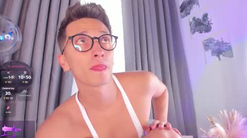 SanThiago online show from 11.29.25