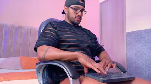Thiago online show from 07.25.26