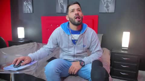 Thia Gomez online show from 10.02.25