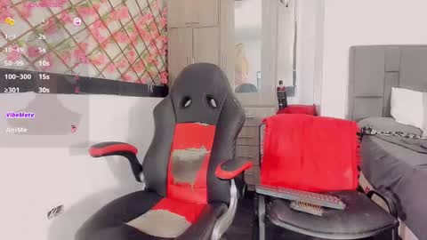 Snapshot of thiara_veky chatting on 05.09.26 Thiara online show from 05.09.26