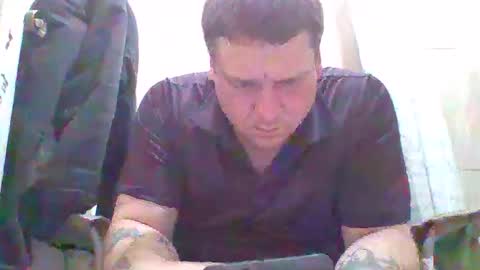 Snapshot of thick_strokin chatting on 12.27.24 thick_strokin online show from 12.27.24