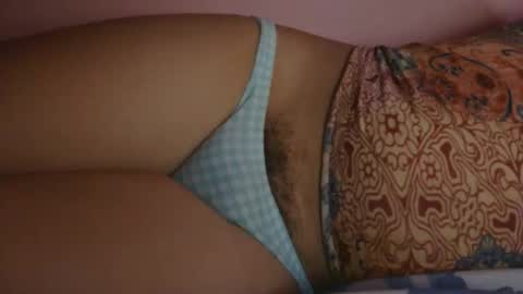 Snapshot of thickandjuicy16 chatting on 10.27.25 cy online show from 10.27.25