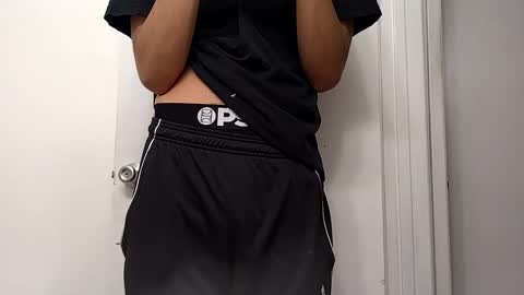 Snapshot of thickbigdick789 chatting on 09.13.25 thickbigdick789 online show from 09.13.25