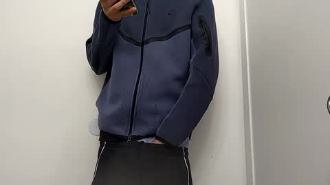 Snapshot of thickbigdick789 chatting on 09.22.25 thickbigdick789 online show from 09.22.25