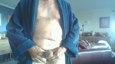 Snapshot of thickcockat71 chatting on 10.05.25 Thickcockat71 online show from 10.05.25