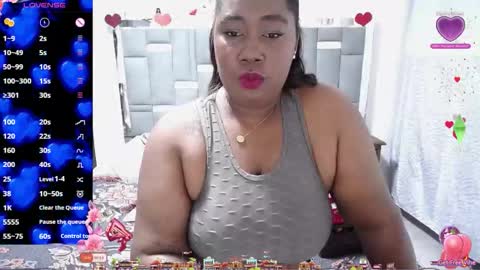 Snapshot of thickebonymilf chatting on 09.26.25 XIOMARA online show from 09.26.25
