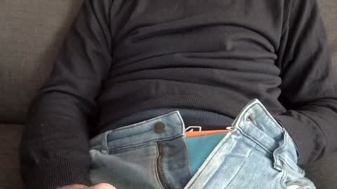 Snapshot of thickrum chatting on 01.30.25 Thickru online show from 01.30.25