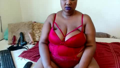 Snapshot of thicksexymellons chatting on 02.04.25 Pat online show from 02.04.25