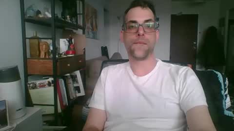 Snapshot of thickty chatting on 04.06.26 thickty online show from 04.06.26