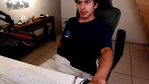 Snapshot of thieves_us chatting on 03.02.26 thieves_us online show from 03.02.26