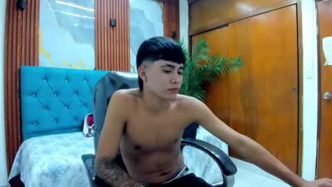 Snapshot of thiiago_collins chatting on 02.19.26 THIAGO COLLINS online show from 02.19.26